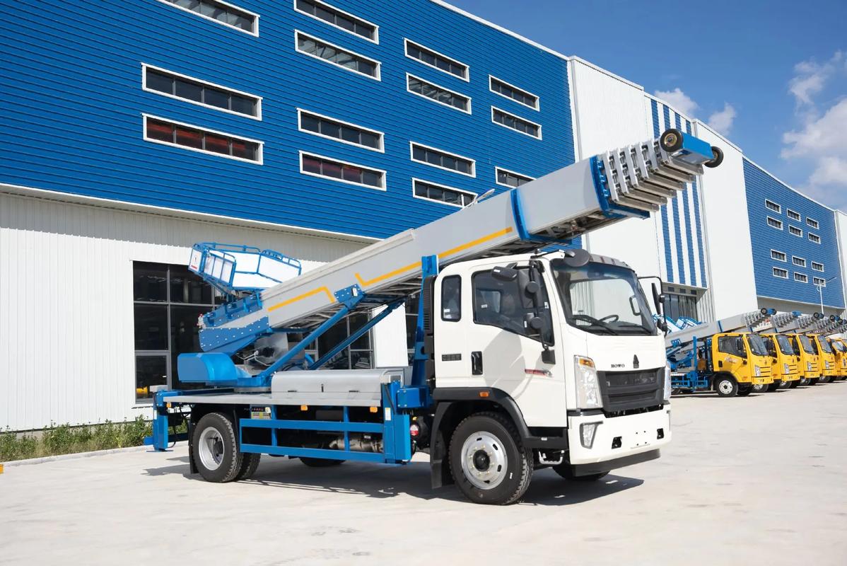 吉安青原出租云梯车高空作业车 建筑垃圾搬运